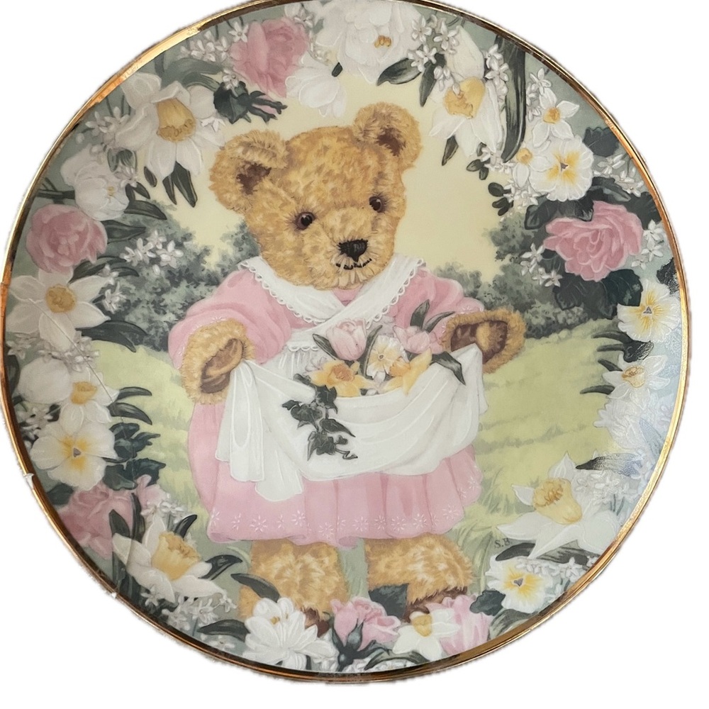 Teddys Spring Bouquet Sarah Bengry Vintage Plate by Franklin Mint